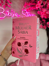 Carregar imagem no visualizador da galeria, Bíblia de Estudo da Mulher Sábia  | Com Harpa Avivada + Abas | Letras Jumbo