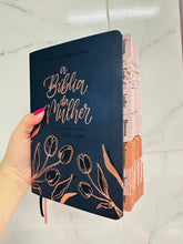 Carregar imagem no visualizador da galeria, Bíblia Da Mulher Sábia - ESTUDO
